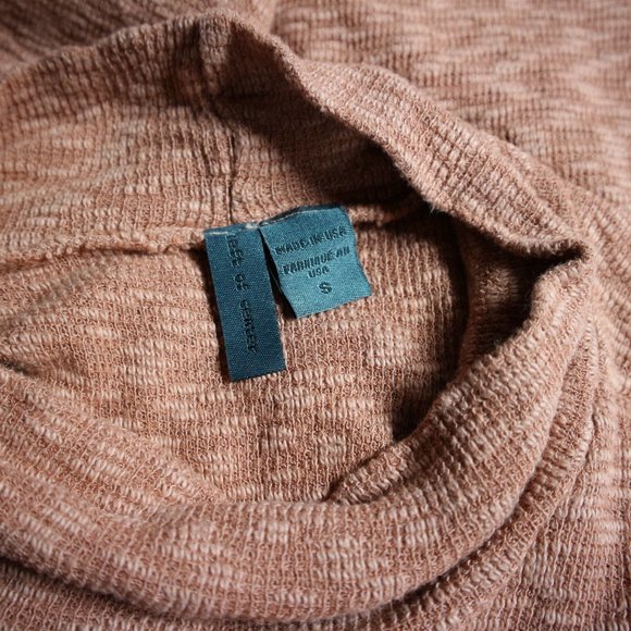 Left of Center Tunic Tank Small High-low Pinks Salmon Stretch Mock Neck Spring - Picture 5 of 6